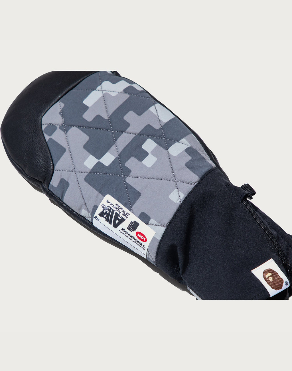 BAPE BY KAZUKI KURAISHI UAP CAMO GLOVES MENS