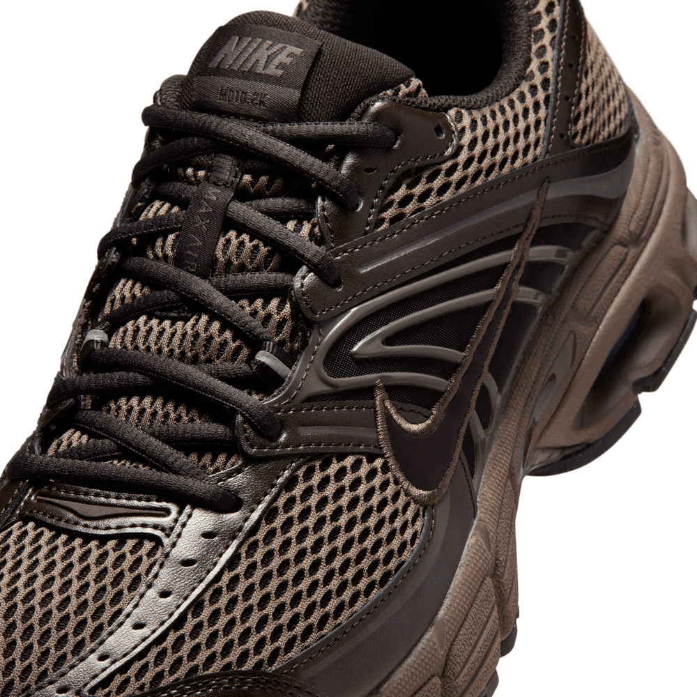 Nike Air Max Moto 2K