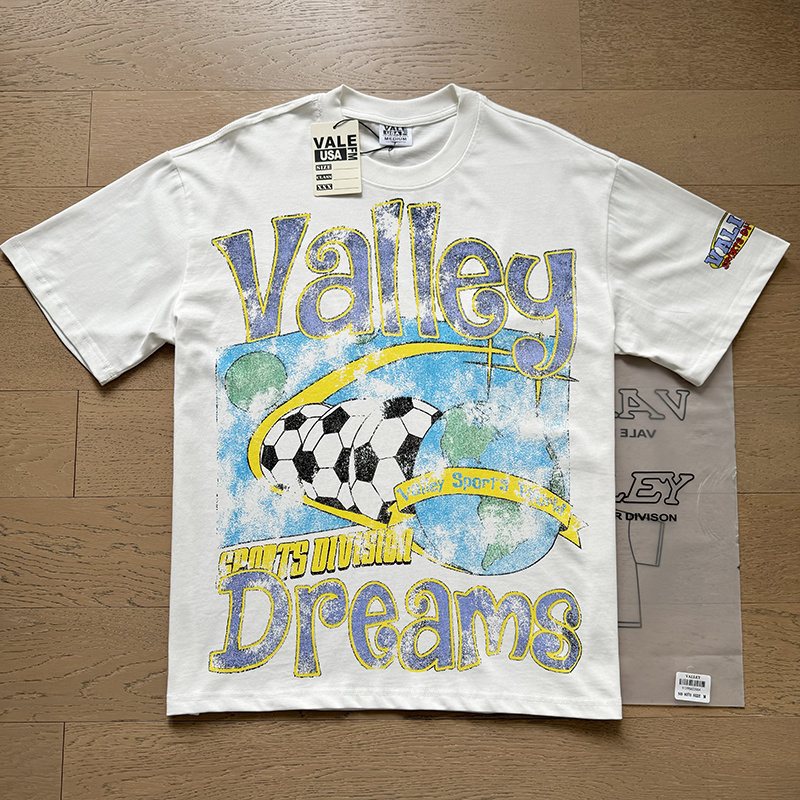 VALE USA Soccer Graphic Short-Sleeve T-Shirt