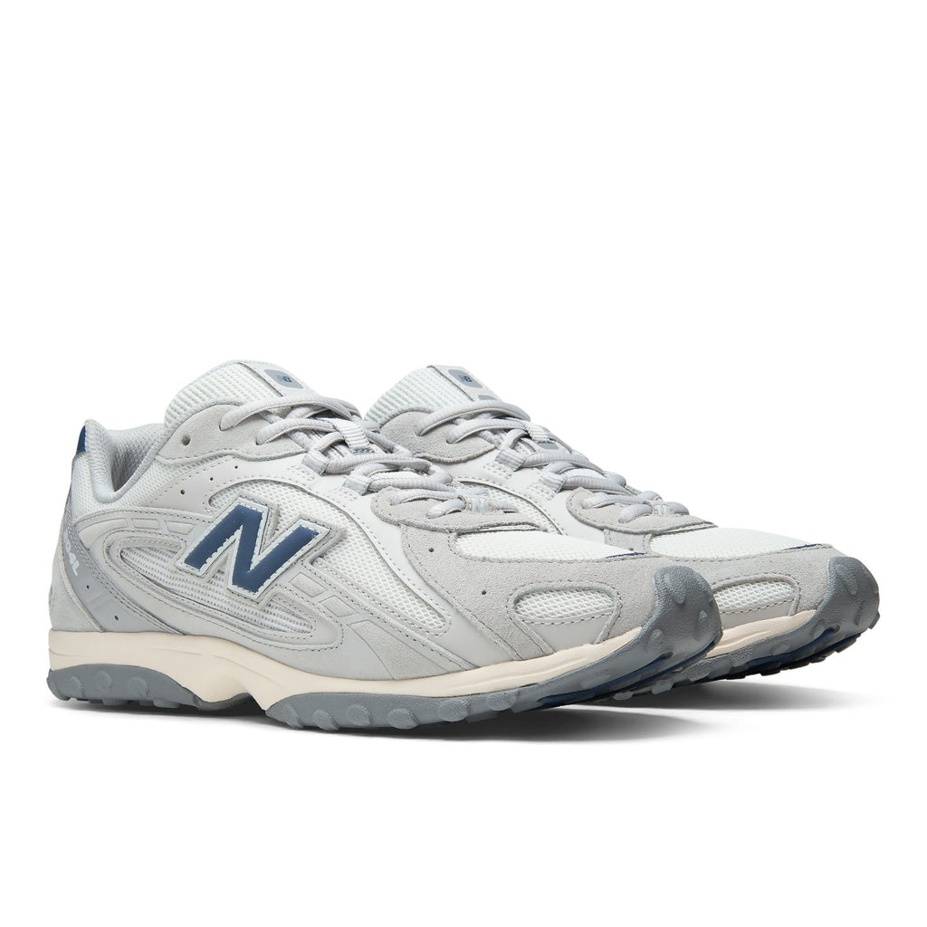 New Balance 204L