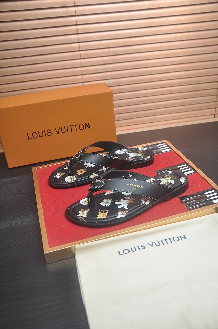 Louis Vuitton Black Floral Print Thong Sandals