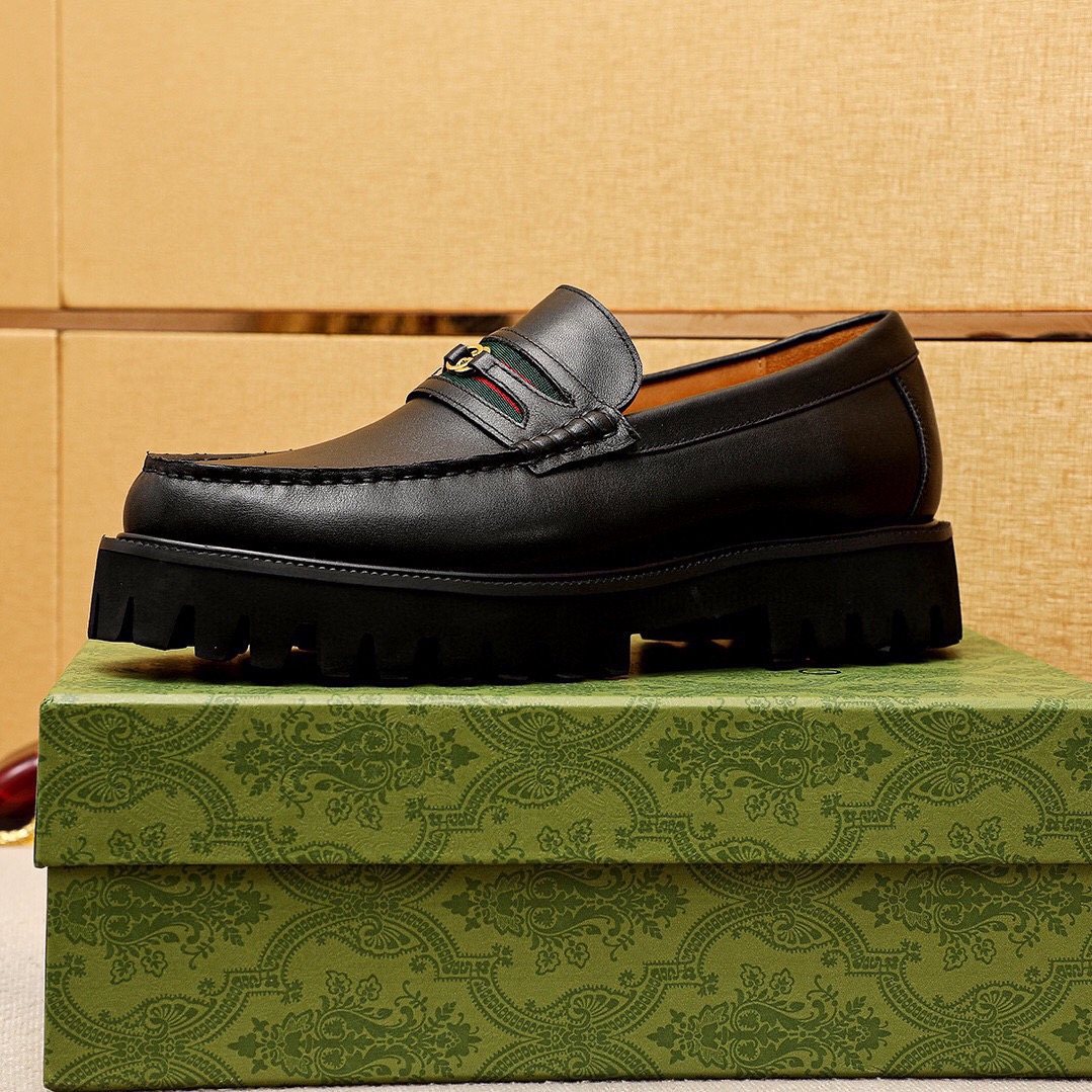 GUCCI Black Web-Accent Loafers