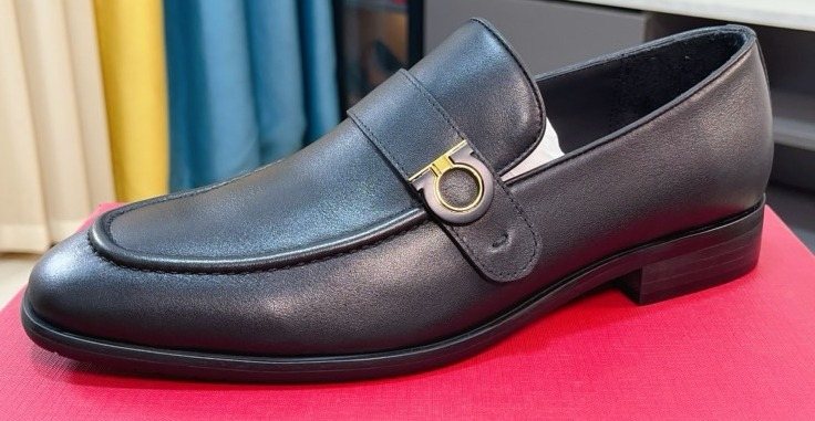 Ferragamo Black Ring-Detail Loafers