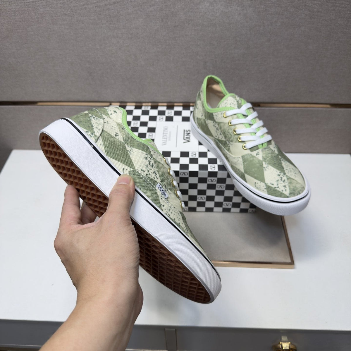 Vans Men's Green Camouflage Low-Top Sneakers