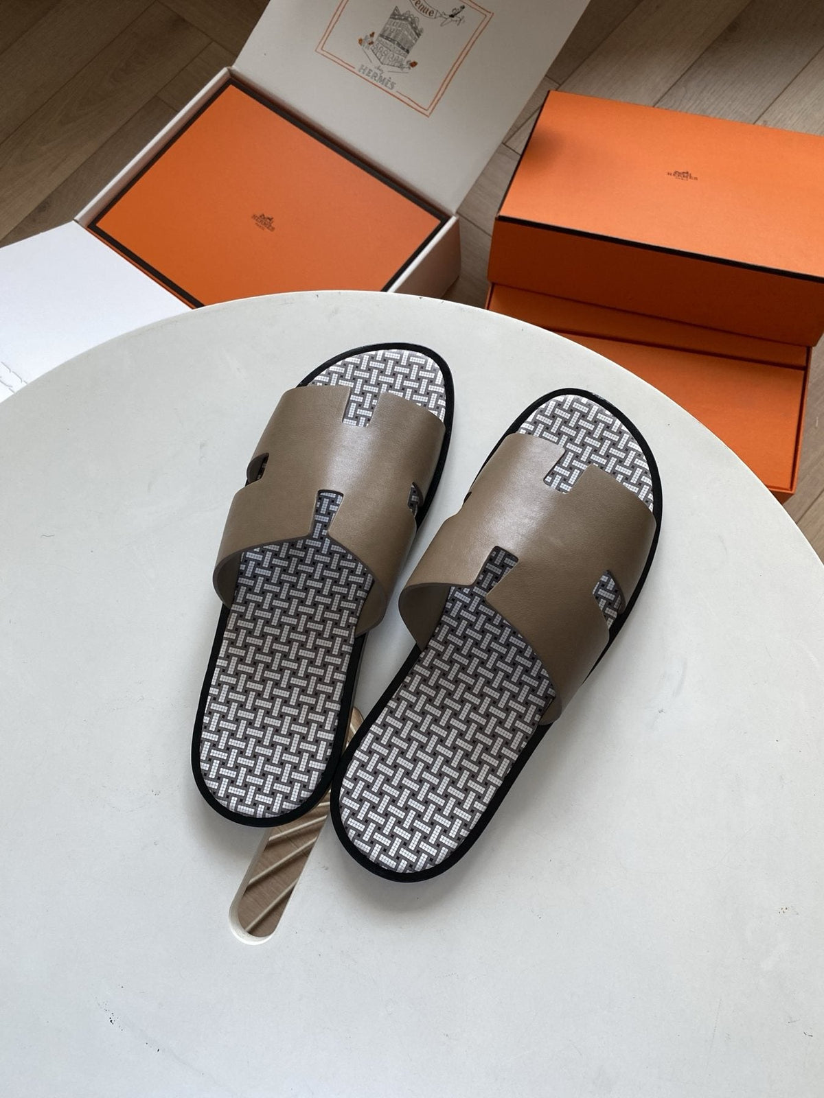 Hermès Men's H-Cut Slide Sandals