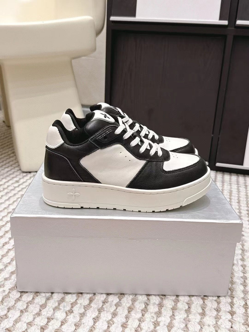 SMFK Platform Sneakers