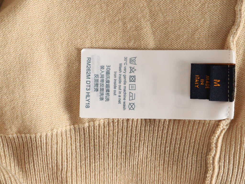 Louis Vuitton Label-Detail Crewneck Knit Sweater - Beige